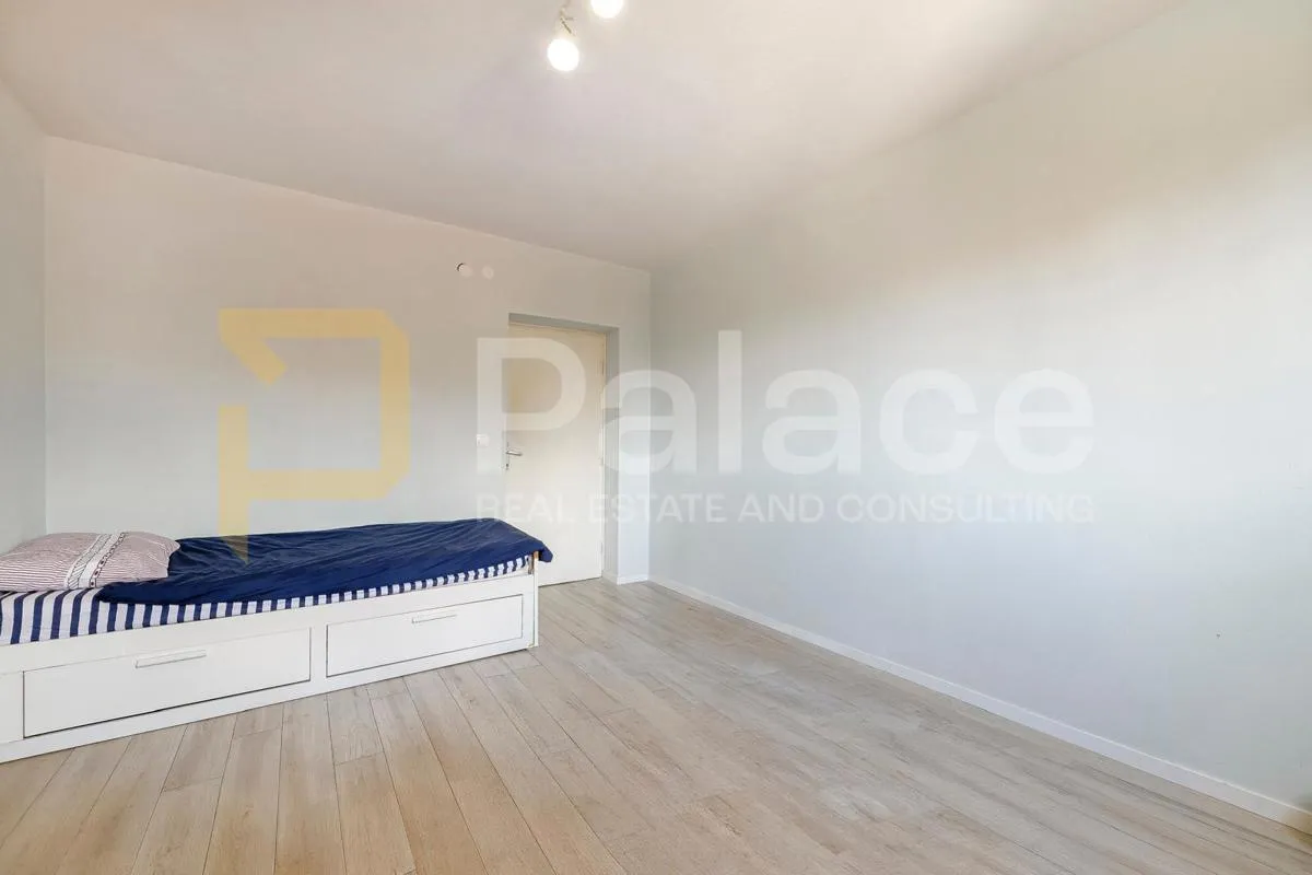 moderan, renoviran stan lijepog tlocrta u centru šibenika, 71 m2 - slika 16