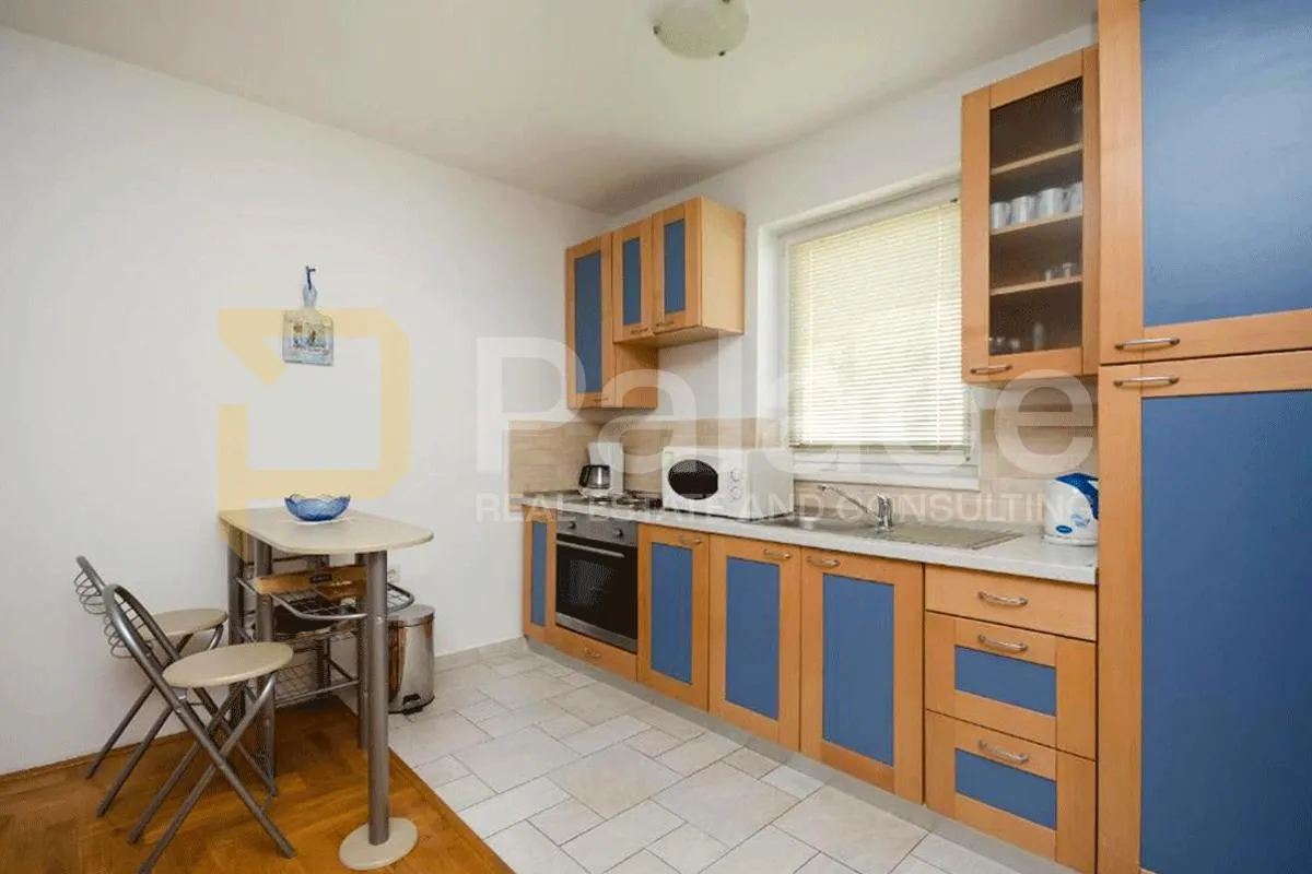 uhodani turistički objekt s 6 apartmana u malinskoj, otok krk - slika 21