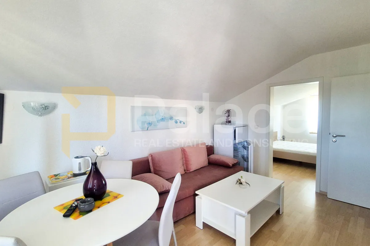 prekrasna samostojeća kuća s pogledom na more, gornji karin 290 m2 - slika 18
