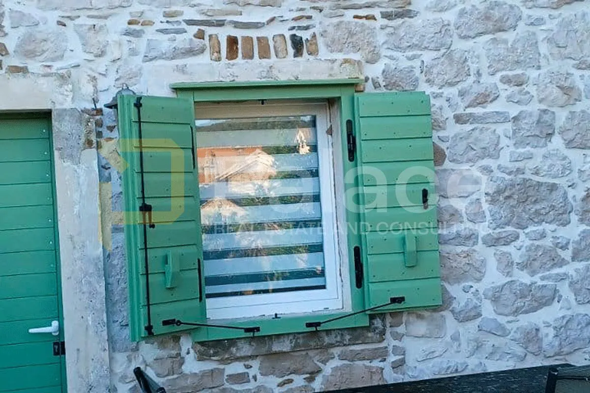 autohtona kamena kuća u srcu velog iža – 70 m od mora, 230.000 € - slika 24