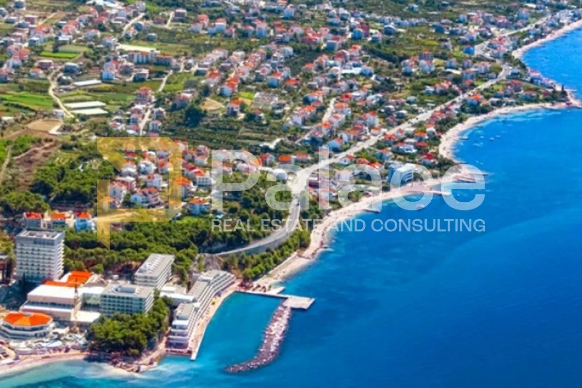 dvosoban stan s pogledom na more - slika 1