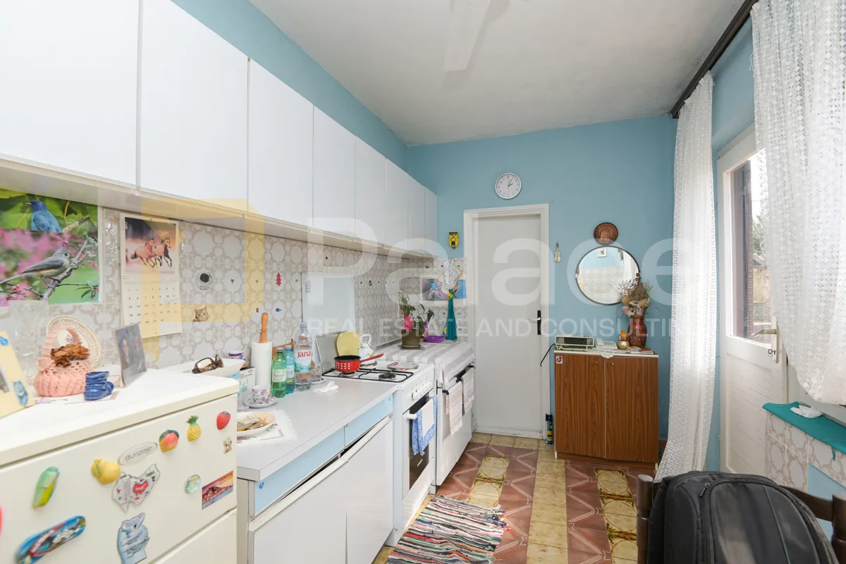kuća s okućnicom i pogledom na more: brodarica, 572.00 m2 - slika 14