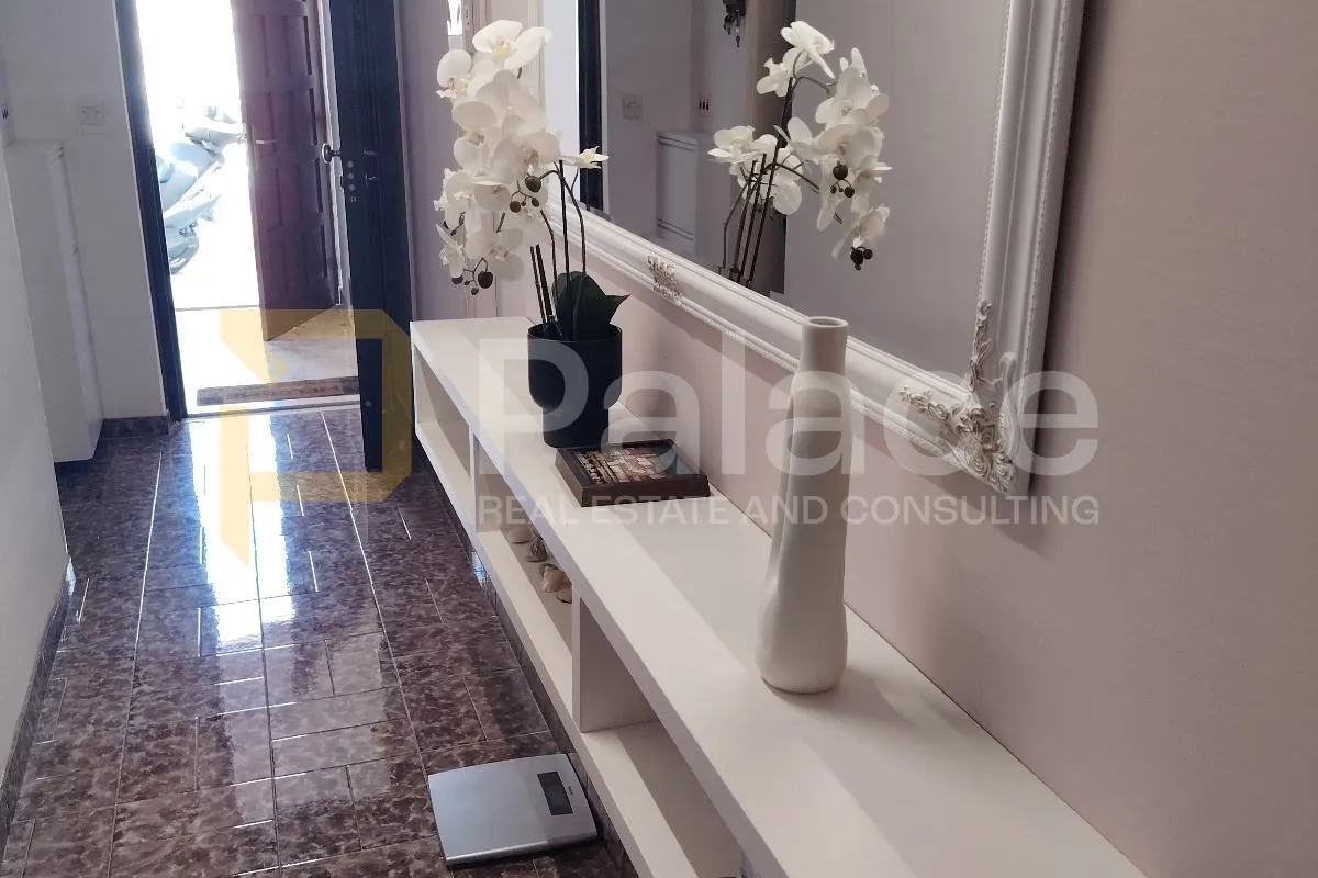 novouređen 2-sobni stan 54,63 m2 s vrtom i pogledom na more, podstrana - slika 2