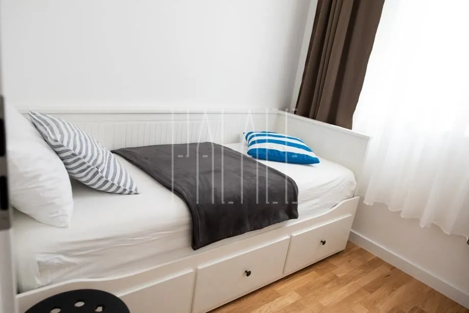 novouređena kuća u blizini mora: pisak 230m2 (prodaja) - slika 4