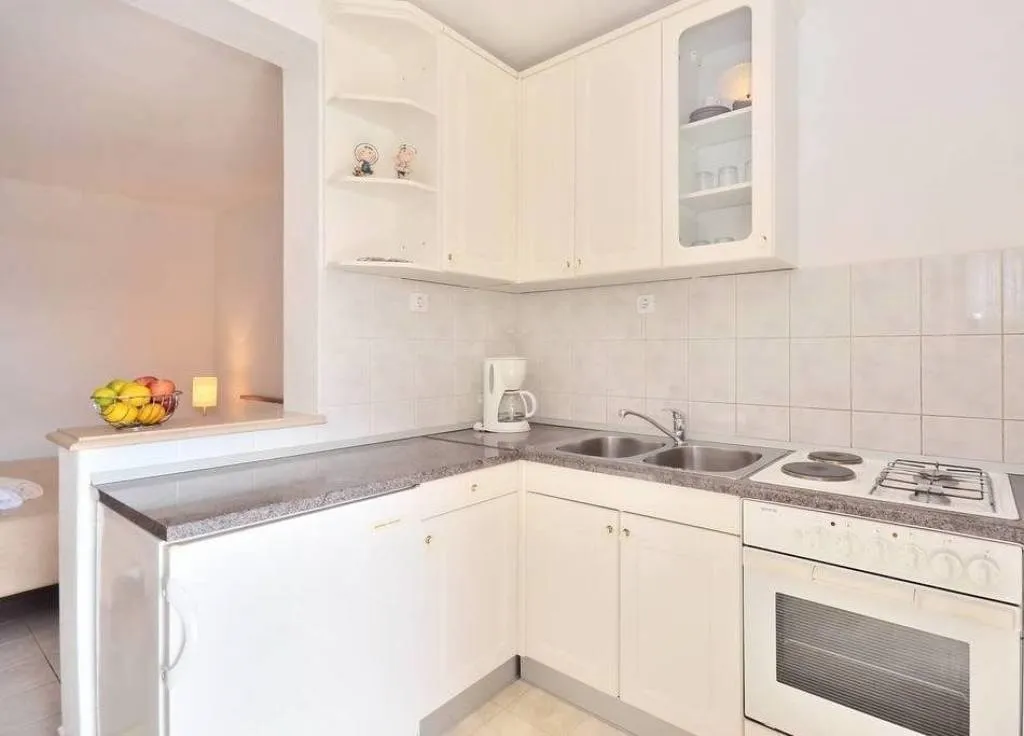 prekrasna kamena kuća na prodaju, 390 m2 - slika 13