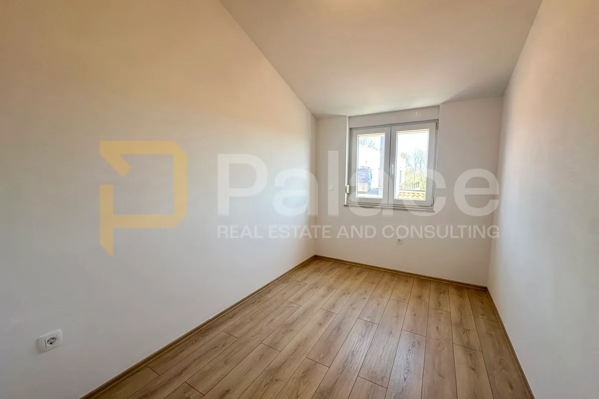 kuća s 2 stana i studio apartmanom, odlična prilika - šišan - slika 7