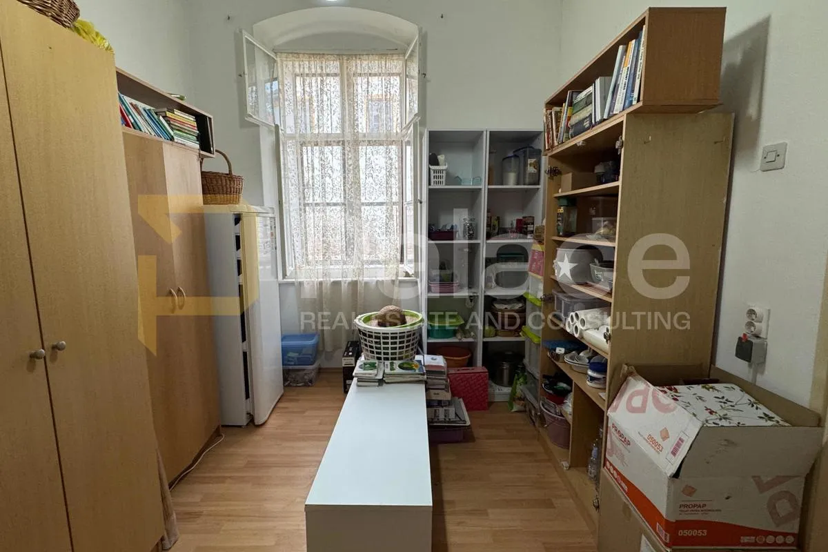 stan u visokoprizemnici u tvrđi, 48 m2 - slika 9