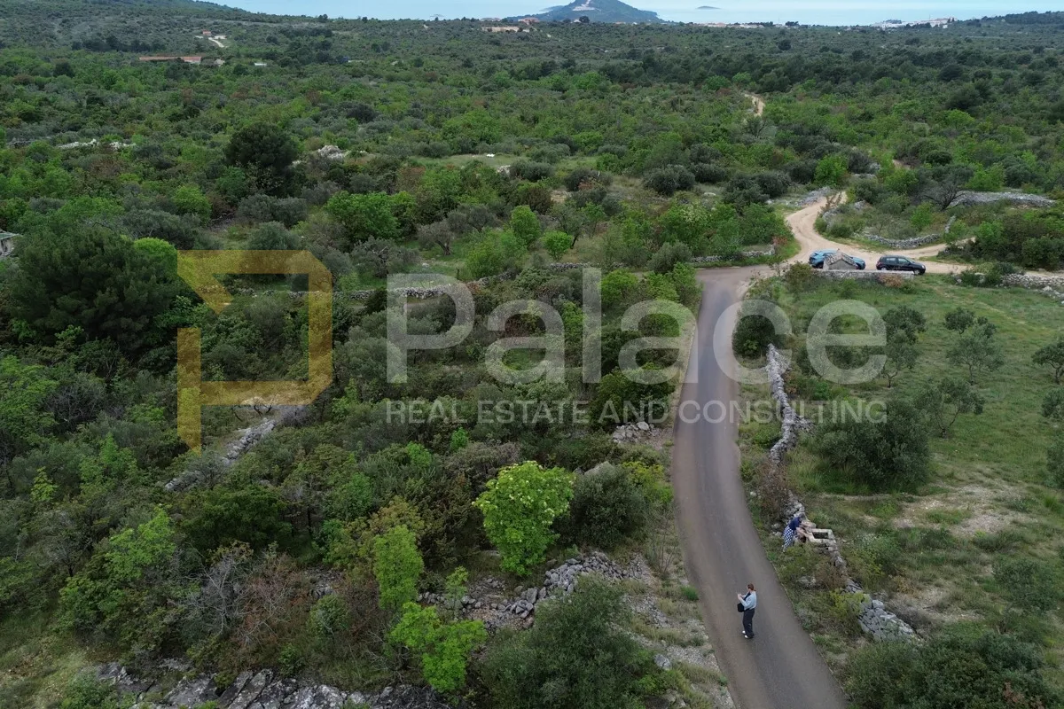 građevinski teren s 3 pristupna puta i pogledom, 624 m2 - slika 4