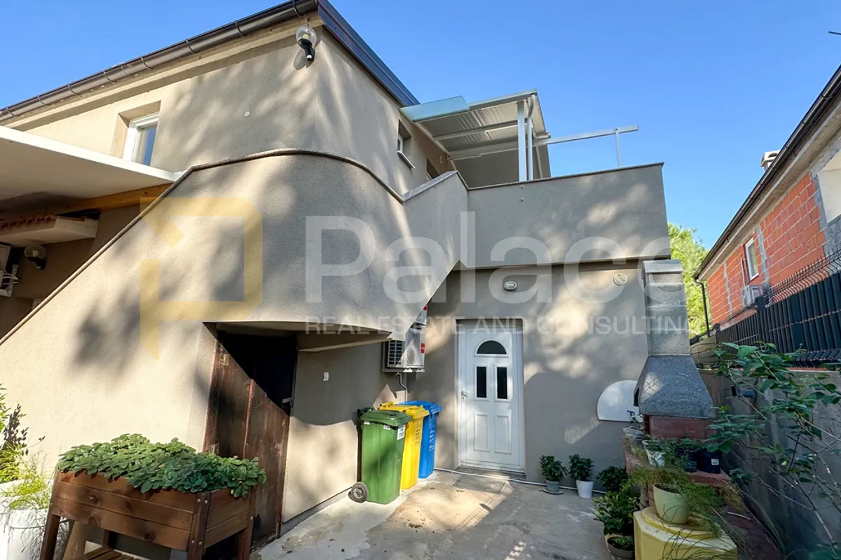 prilika apartmanska kuća na viru 200m2 - slika 4