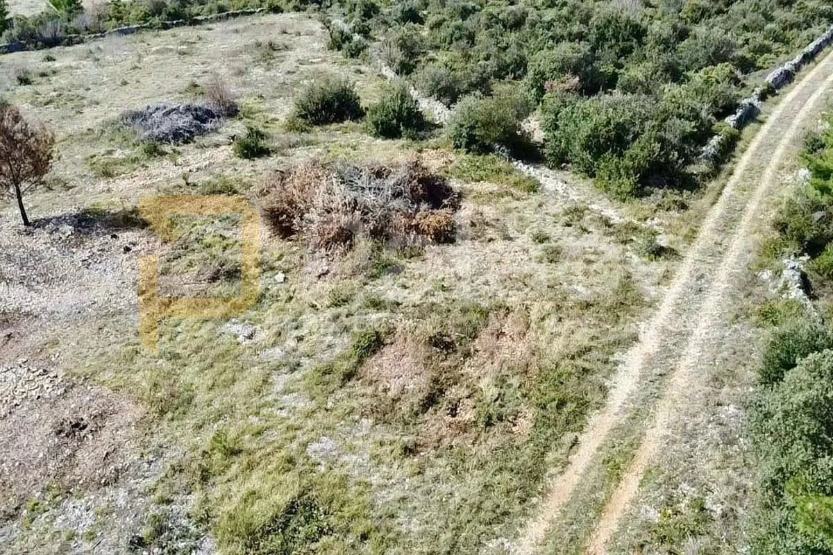 vrsi: građevinsko zemljište u mirnom dijelu mjesta 605 m2 - slika 2