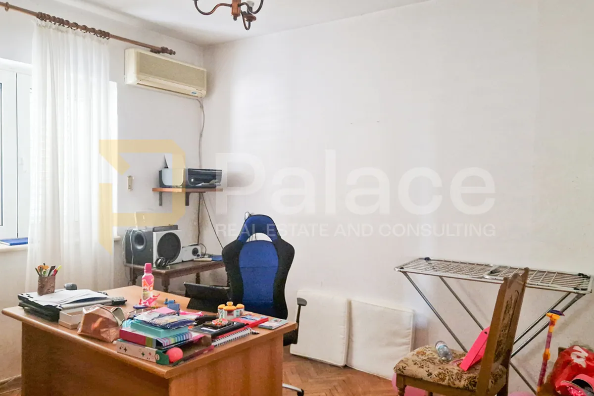 komforan trosoban stan u kući s pogledom, 2 parkinga, šibenik 133 m2 - slika 14