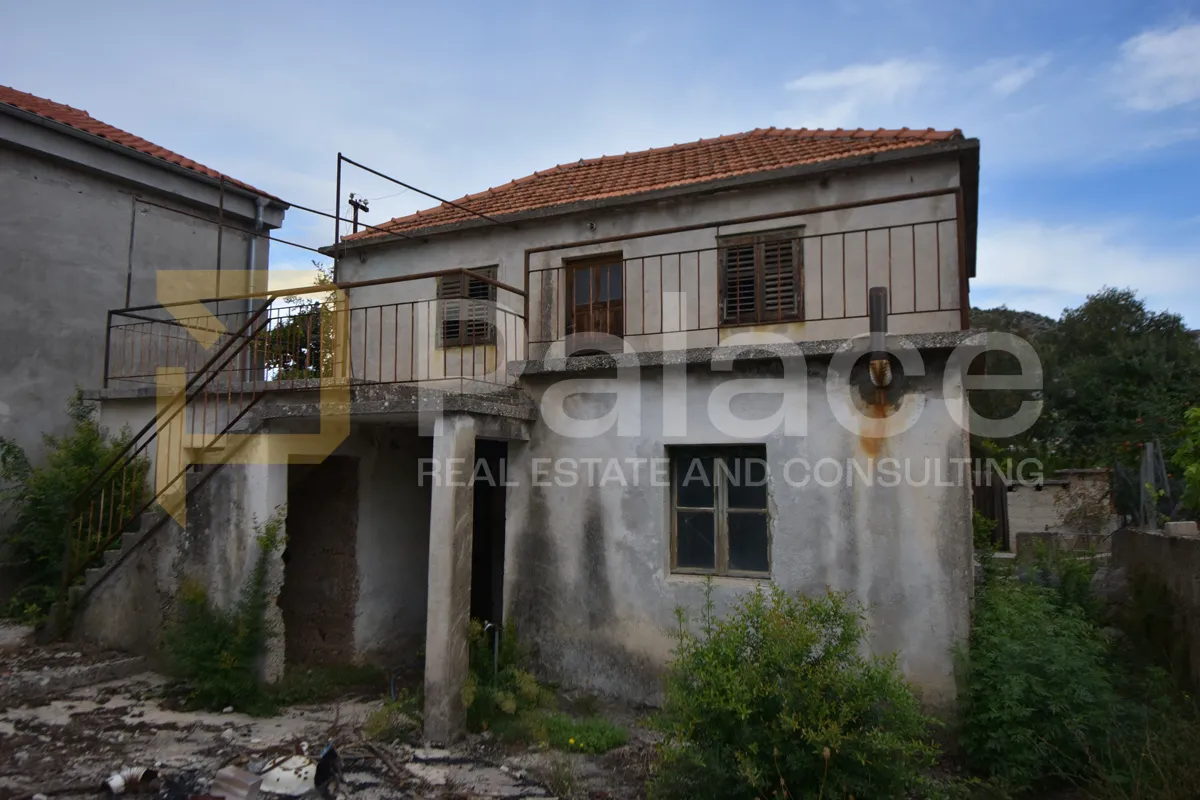 kuća za adaptaciju na mirnoj lokaciji, marina-vrsine, 135 m2 - slika 1