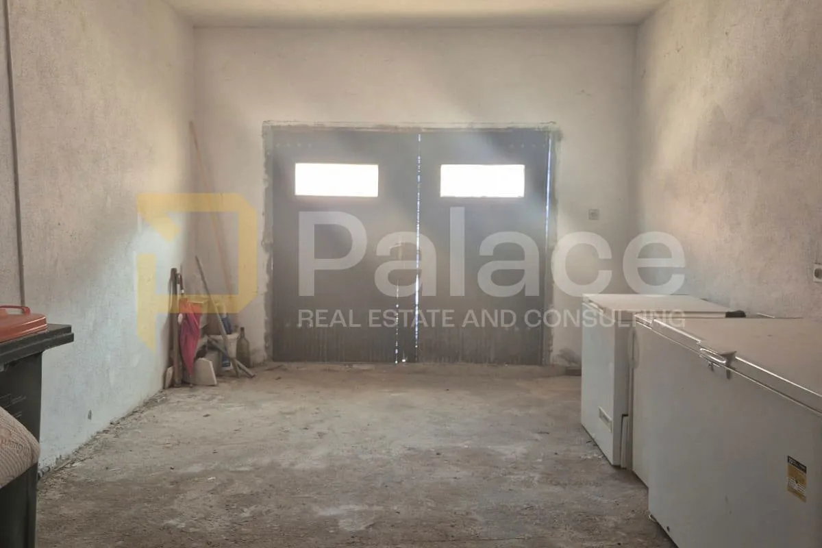 kuća 221 m² na dvije etaže + vrt 154 m² + stan 14 m² - slika 23