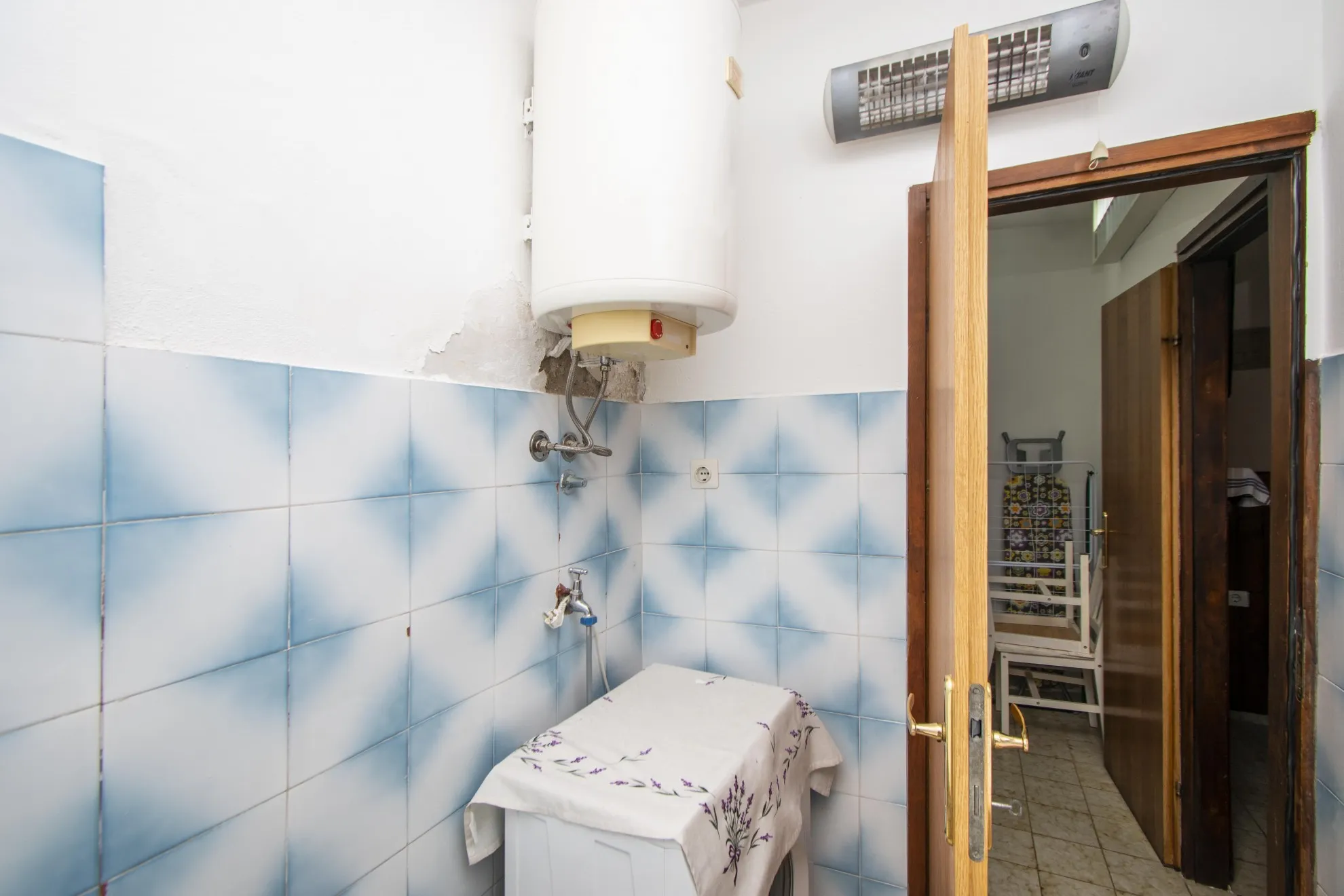 kamena kuća u povijesnoj jezgri šibenika, dolac - slika 18