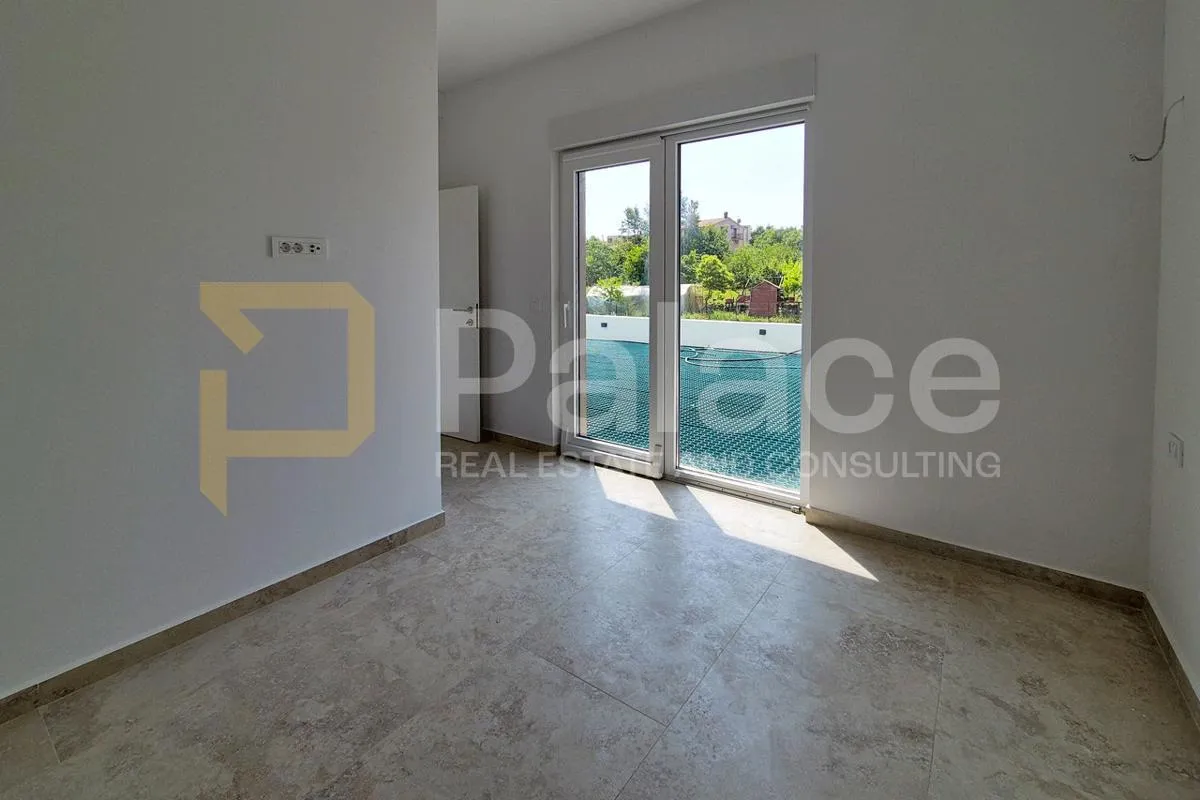 moderan stan s vrtom i pristupom za invalide – 77 m² udobnosti - slika 9