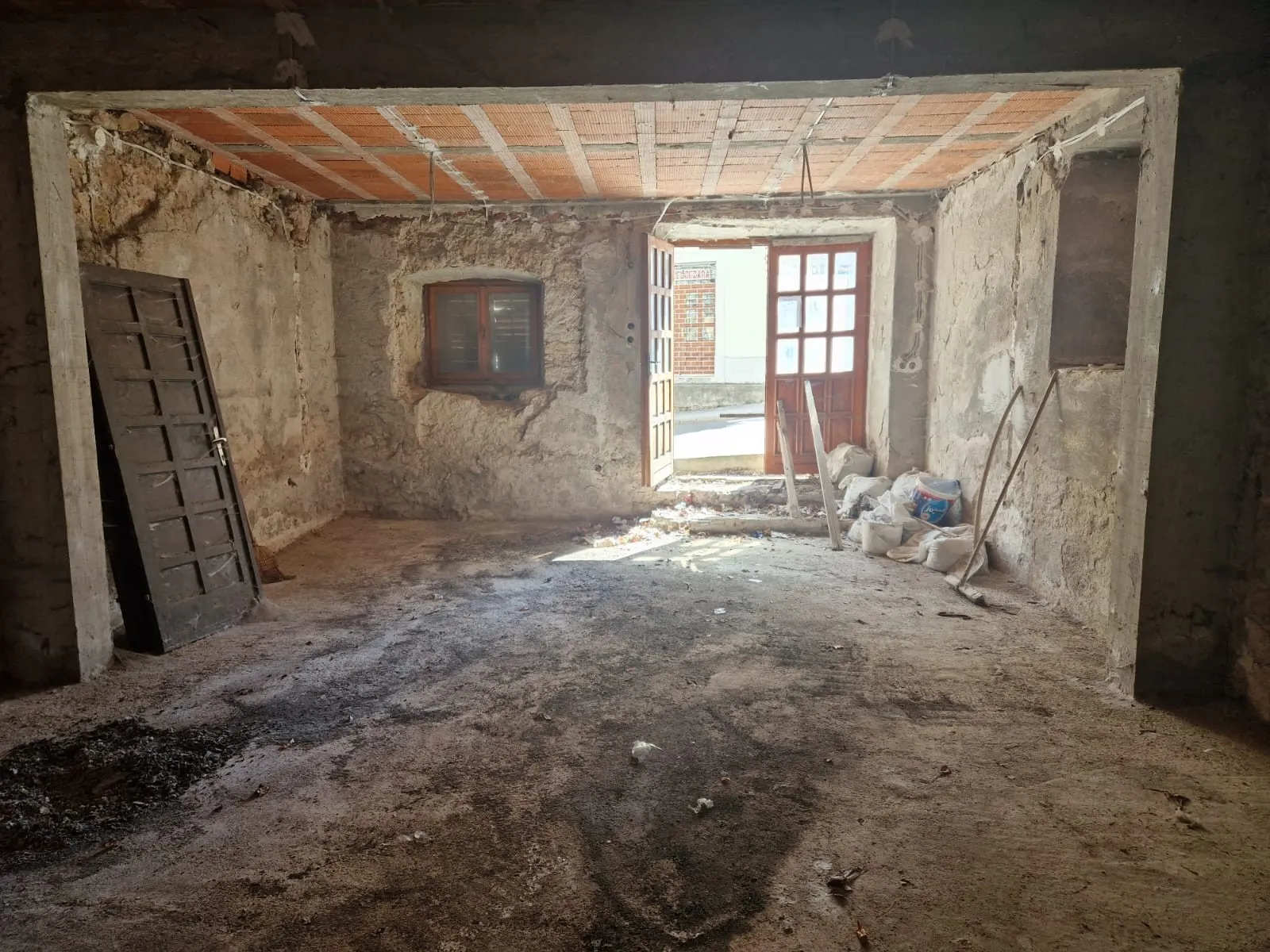 poslovni prostor za adaptaciju u centru drniša; 125m2 - slika 2