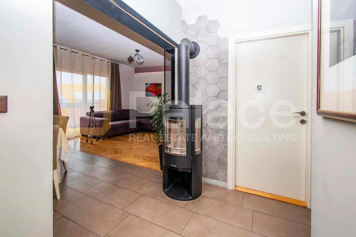 kuća: šibenik, 160.00 m2 - slika 5