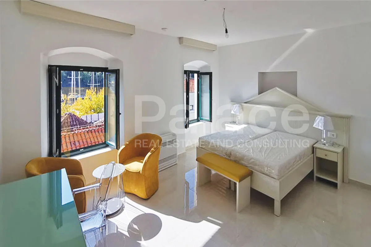 novouređeni i opremljeni hotel u skradinu 812 m2 - slika 13