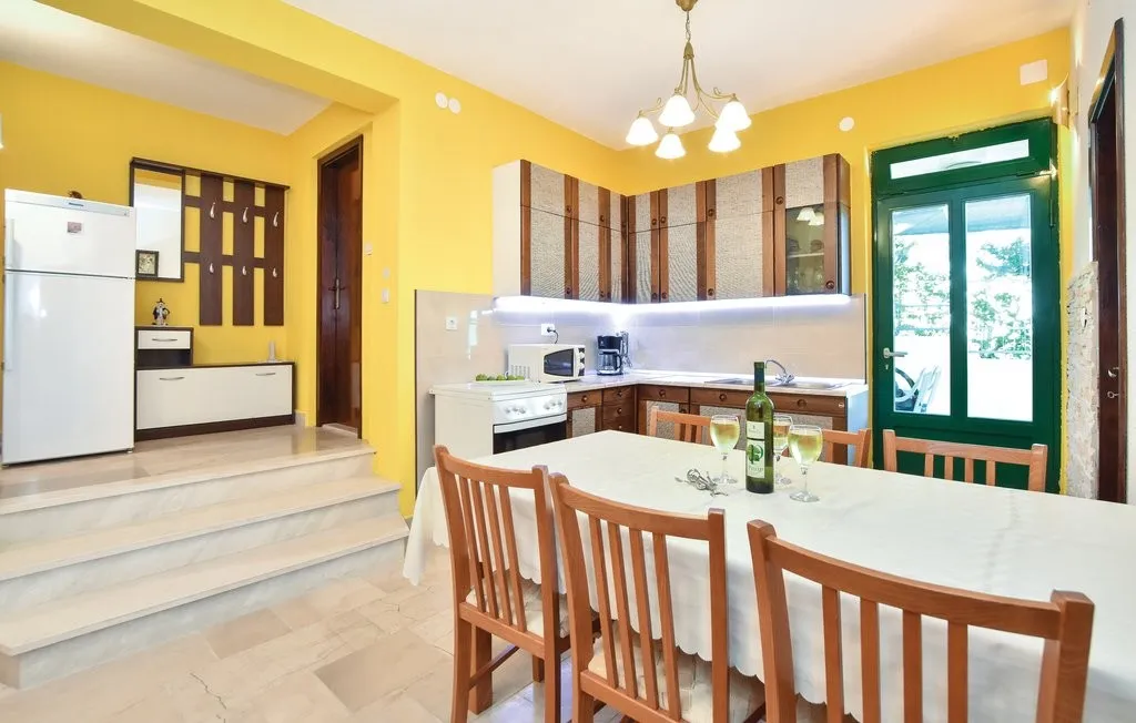 prekrasna kuća na prodaju u vinišću, 222 m2 - slika 14