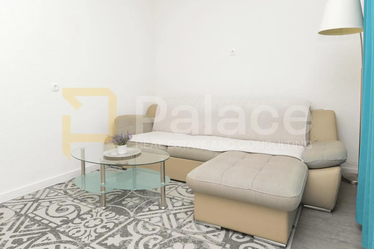 raslina: tri stana u prizemlju kuće 120m2 - slika 4