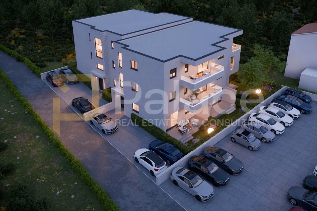 dvosoban stan na drugom katu s dva parkinga na brodarici - slika 2