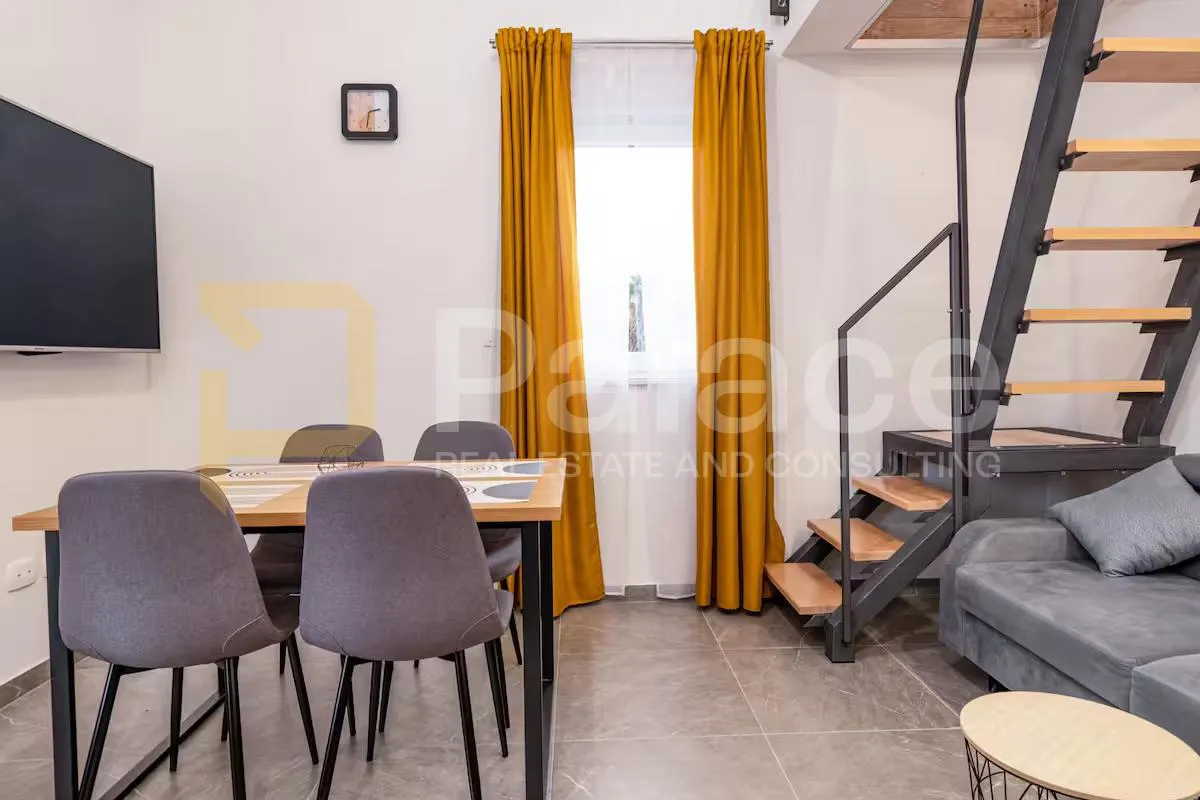 volosko – prekrasan 2s+db s terasom | najam 800 € + režije - slika 11