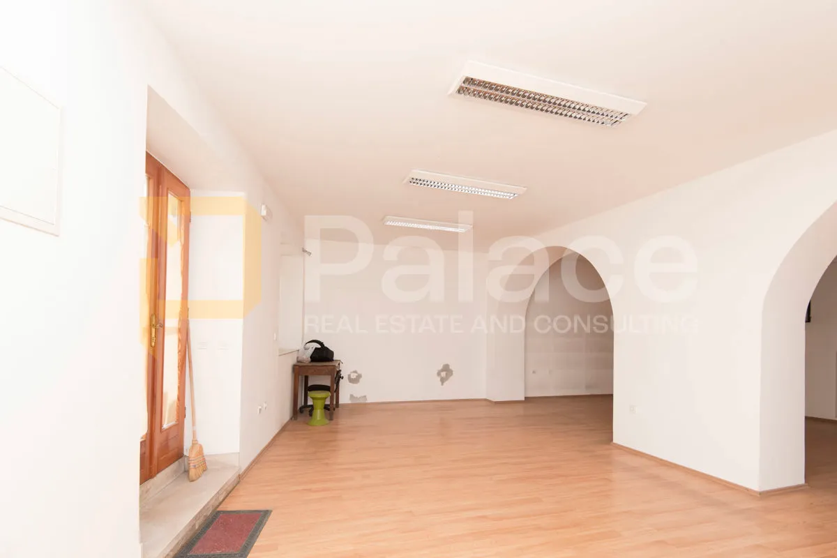 zakup poslovnog prostora 50m2 - šibenik centar - slika 4