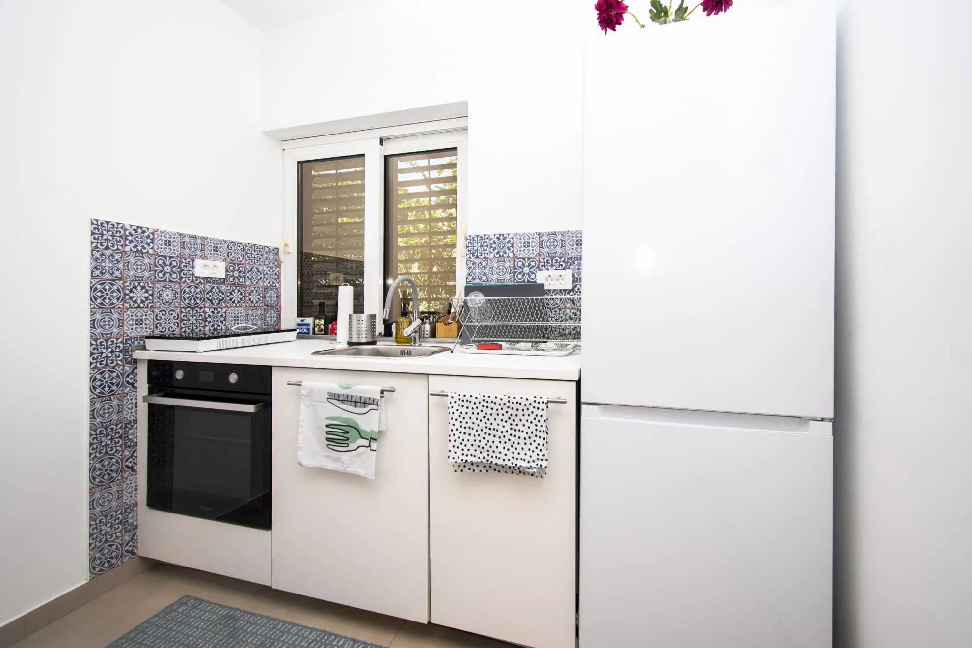 novoređeni stan s garažom i dvorištem, šibenik, 50 m2 - slika 16