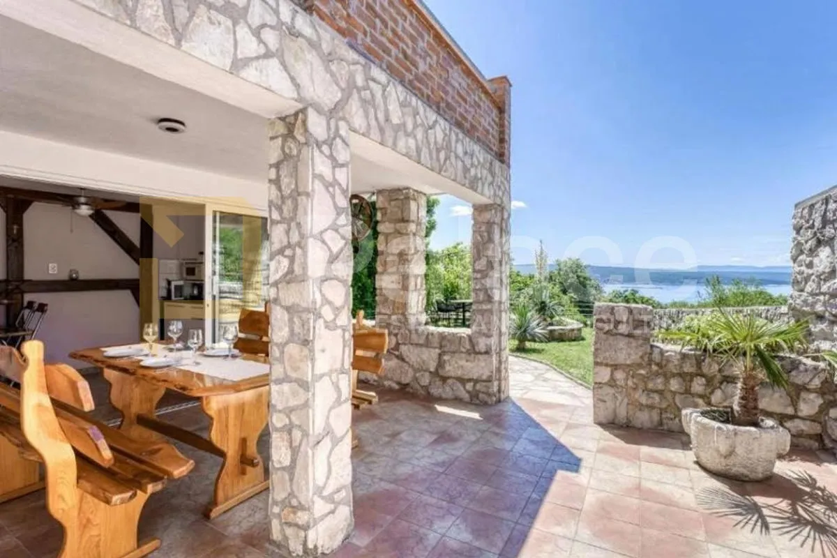 Autohtona kamena kuća s pogledom na more u Crikvenici, 75 m² - Crikvenica