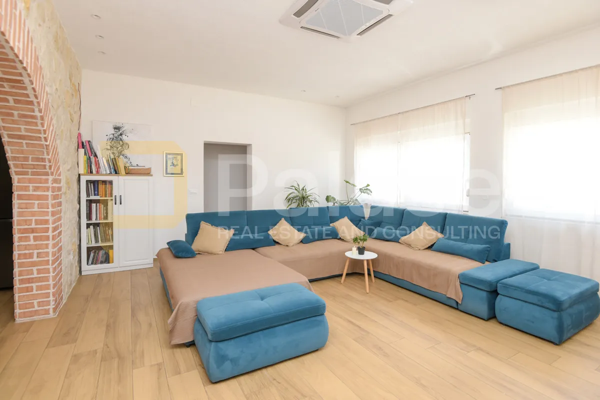 prekrasna moderna prizemnica s okućnicom u šibeniku, 196,25 m2 - slika 8