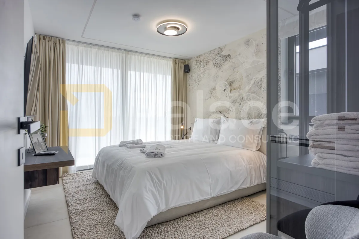 premium vila blizu mora s vrhunskom opremom,pametnim sustavom, bazenom - slika 6