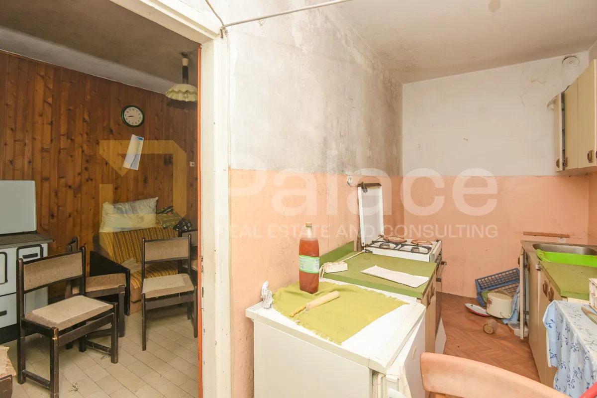 povoljno: kuća za renovaciju s okućnicom, pirovac-kašić 122 m2 - slika 7