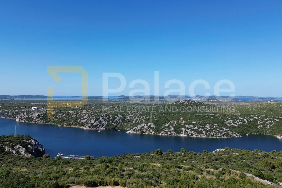 šibenik: atraktivno zemljište s panoramskim pogledom 27 542m2 - slika 24