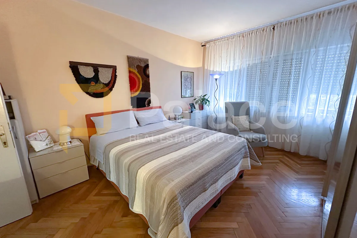 autentičan stan pun svjetla u srcu pule - slika 24