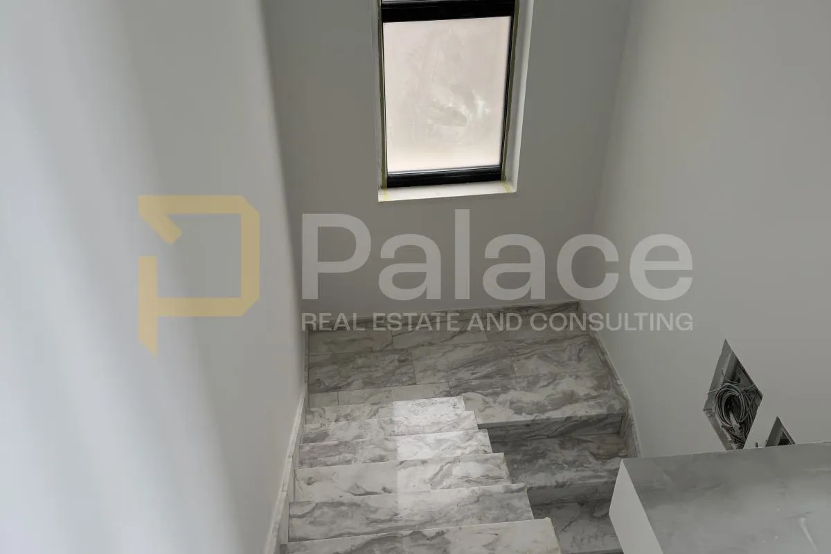 stanići, omiš: obnovljena kuća s pogledom na more, 200 m od plaže - slika 11