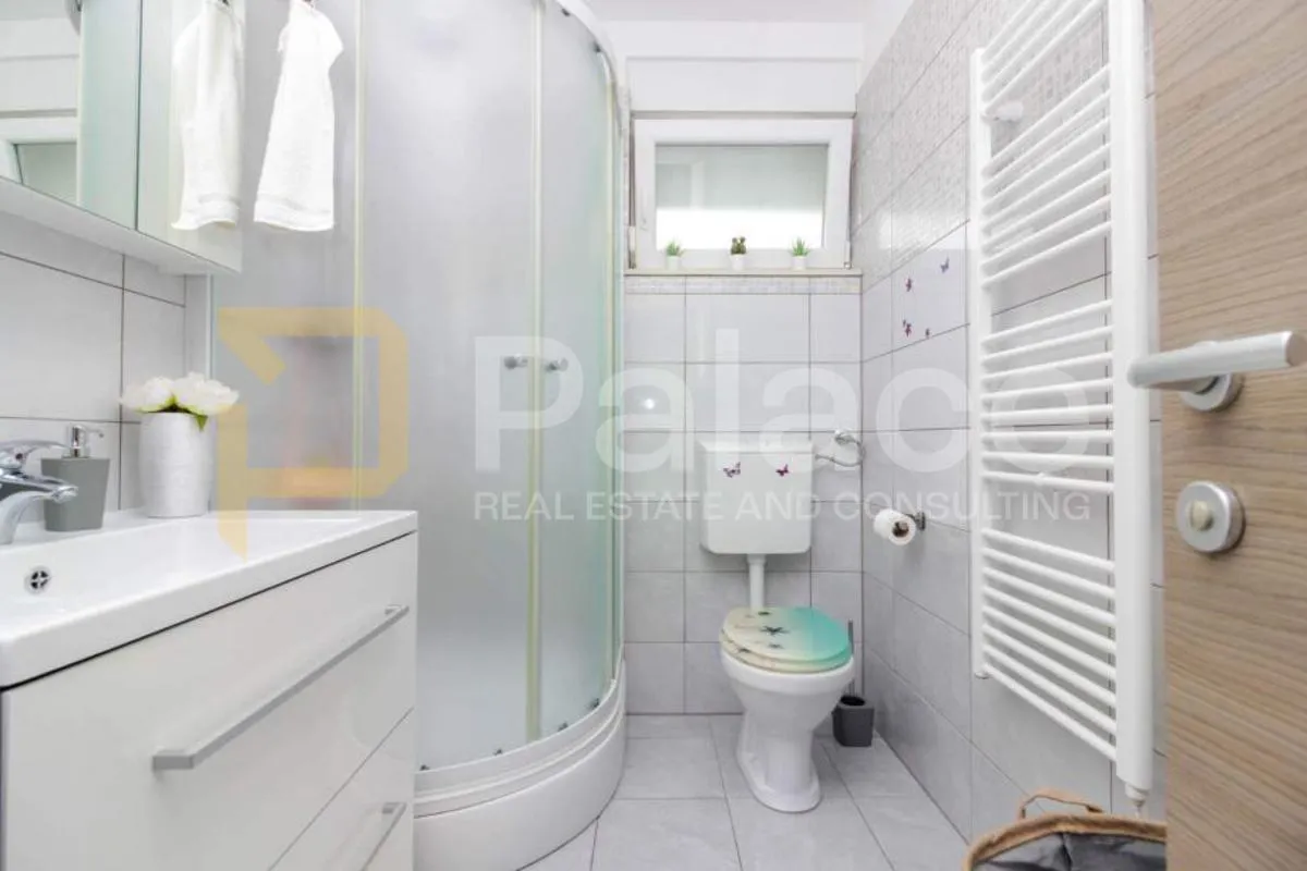 potpuno namješten trosoban stan 82m2 - slika 12