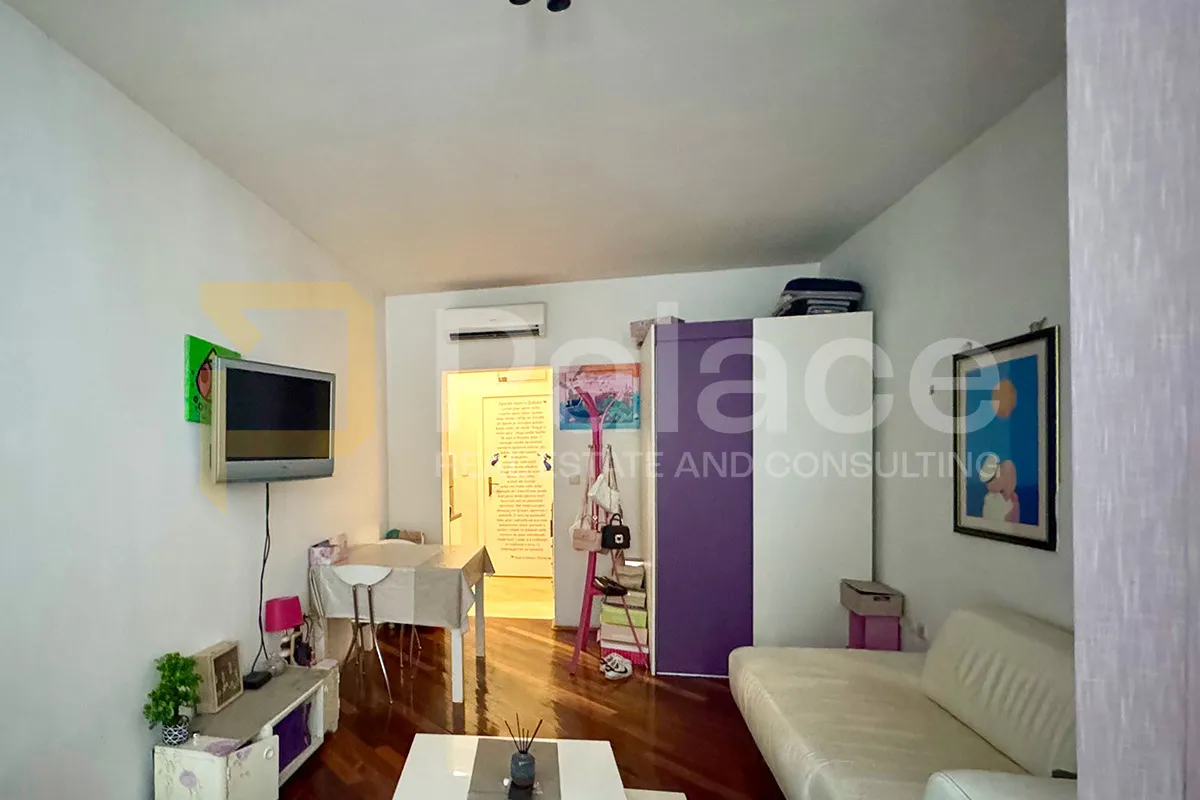 uredski prostor s odvojenom garsonijerom i dva ulaza - dubrovnik, centar - slika 6