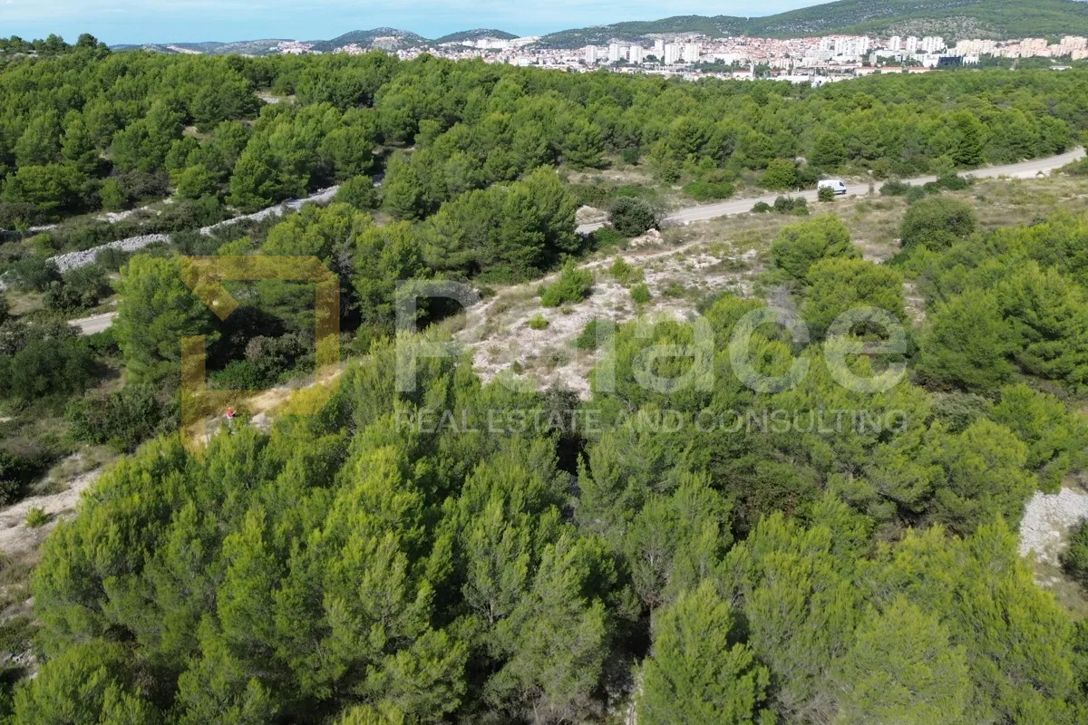 prilika: građevinski teren ogromnog potencijala, podsolarsko 5158 m2 - slika 4