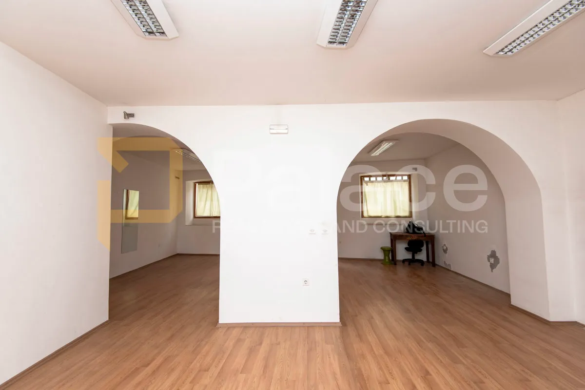 zakup poslovnog prostora 50m2 - šibenik centar - slika 5