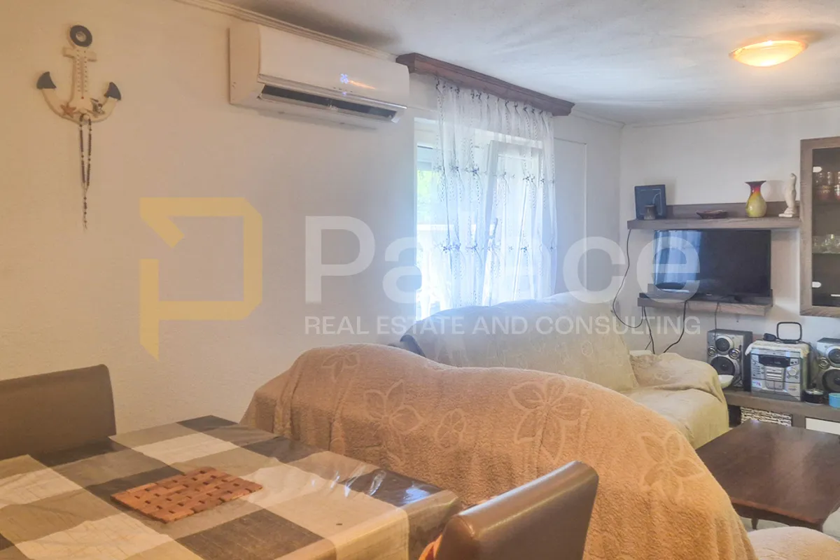 povoljno: kuća s 2 apartmana blizu mora, gornji karin, 126.00 m2 - slika 16