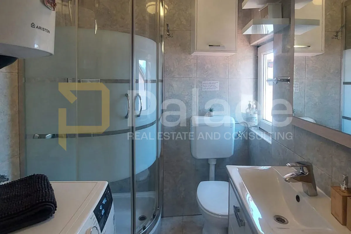 prostrana kuća s 3 stana i poslovnim prostorom - kastav, 370 m² - slika 9