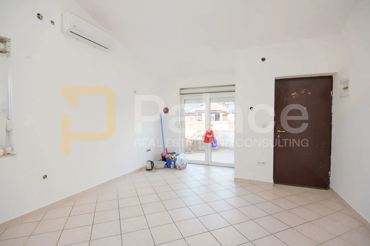 dvosoban stan na odličnoj lokaciji s balkonom, srima, 50.00 m2 - slika 6