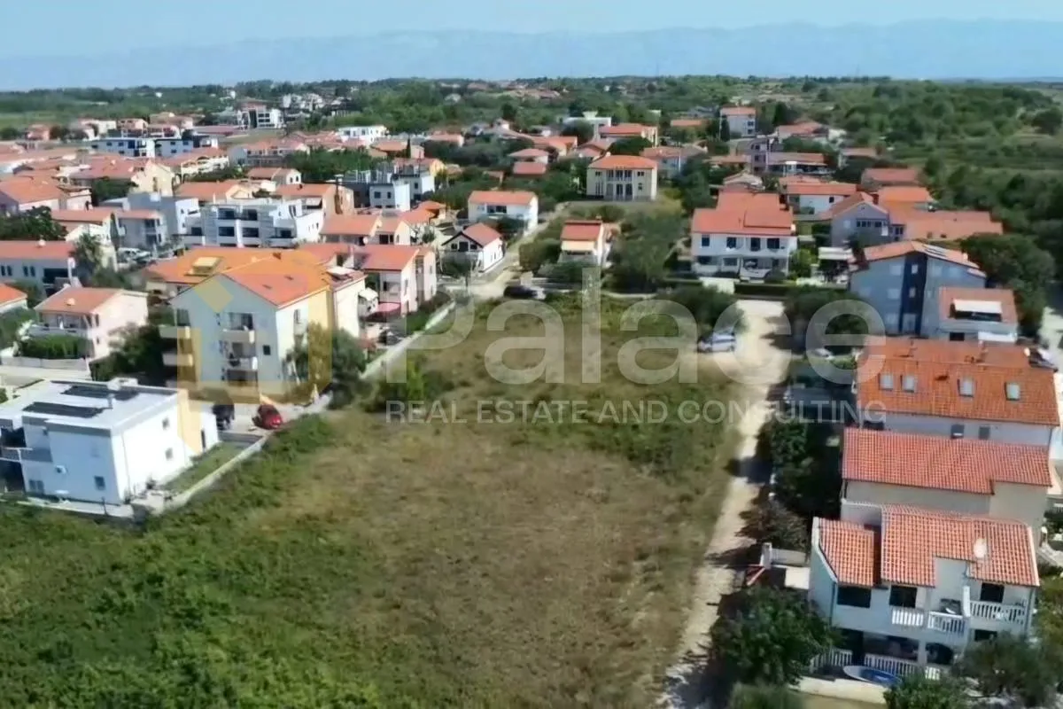 privlaka : atraktivno zemljište uz more 3094 m2 - slika 2