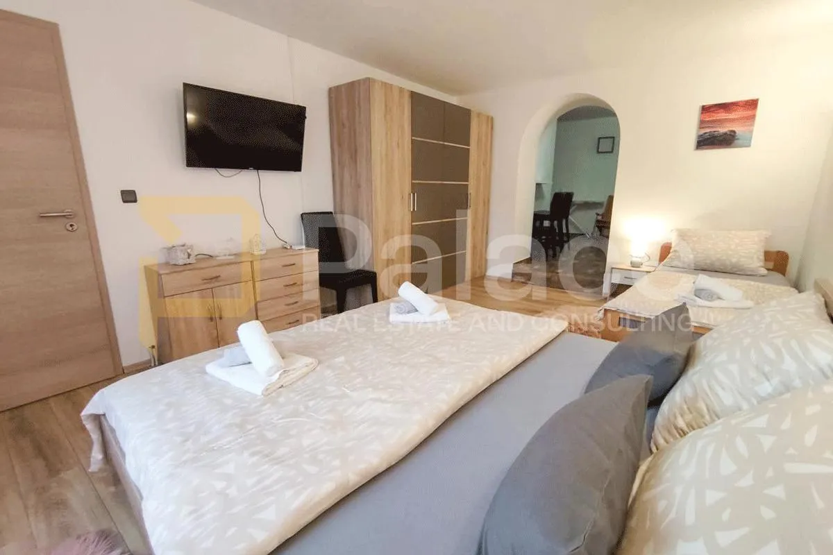križišće – uhodan turistički najam, kamena kuća 170 m² s bazenom - slika 8