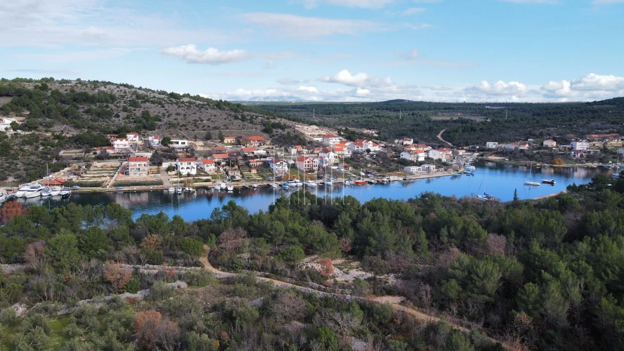 zemljište prikladno za sportsko-rekreacijski turizam, vrulje, bilice - slika 2