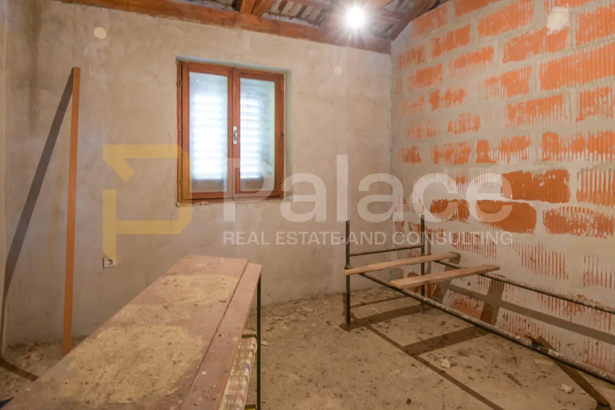 kamena kuća na 3 etaže u srcu staroga šibenika, kulturno dobro, 150 m2 - slika 17