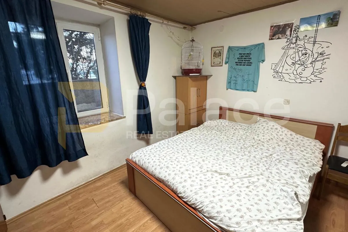 kuća u stobreču, prvi red do mora s otvorenim pogledom i garažom - slika 17