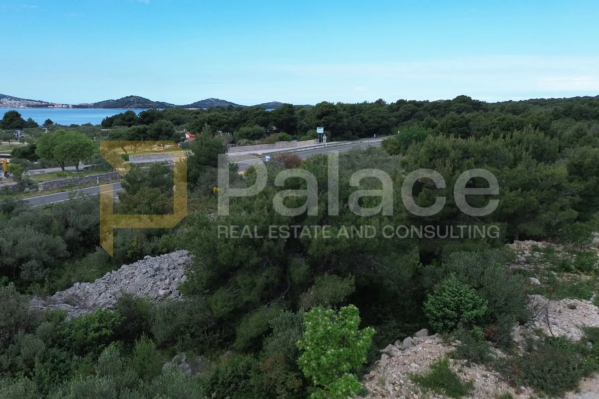 poljoprivredno zemljište s pogledom na more, pirovac-prosika, 3470 m2 - slika 4