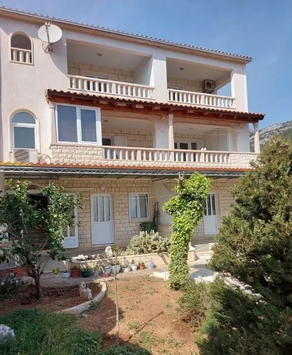 prekrasna kamena kuća na prodaju, 390 m2 - slika 4