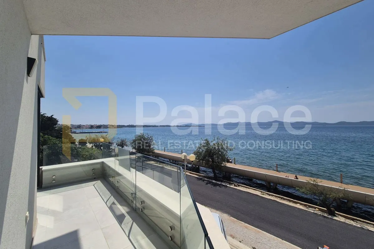 ekskluzivna vila s apartmanom i panoramskim pogledom u diklu, zadar - slika 4